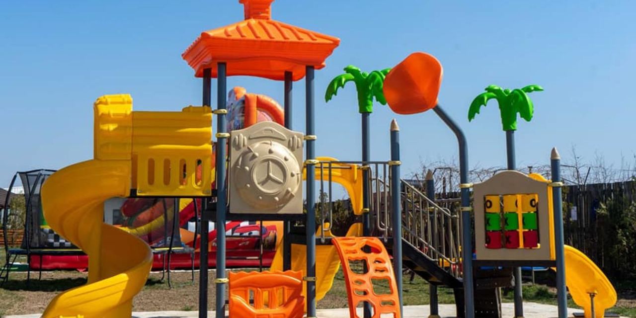 Amenajare Complex de joaca La Tobogane Craiova 7 Amenajare Complex de joaca La Tobogane Craiova 7