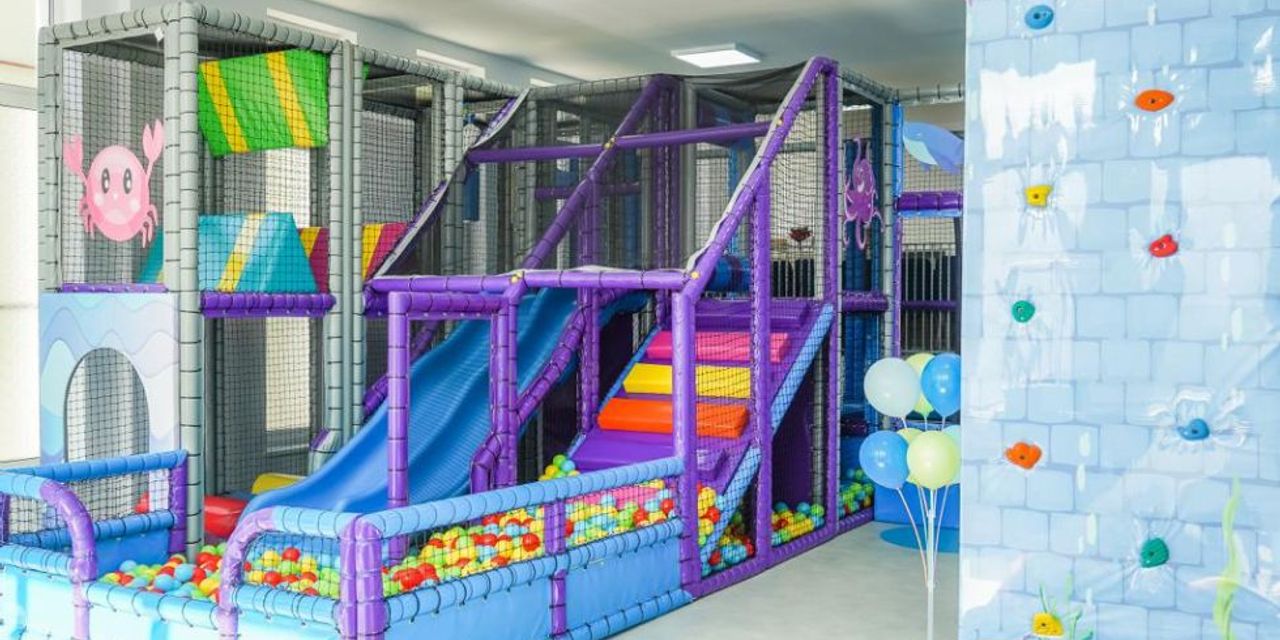 Amenajare loc de joaca de interior gradini a camigo cluj 11