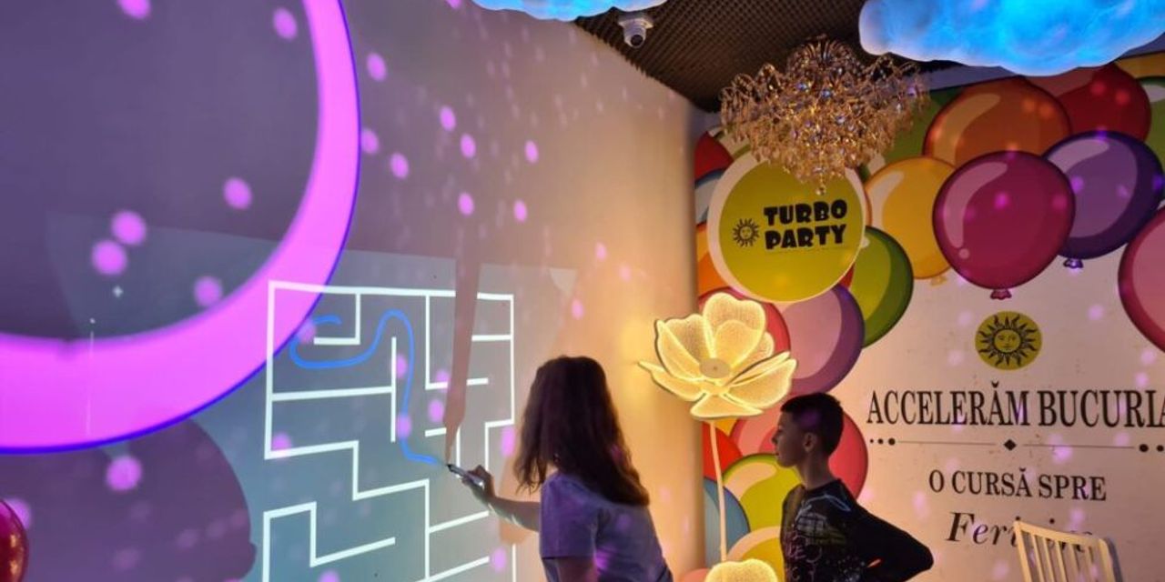 Amenajare loc de joaca de interior TurboParty, Bucuresti Amenajare loc de joaca de interior TurboParty, Bucuresti