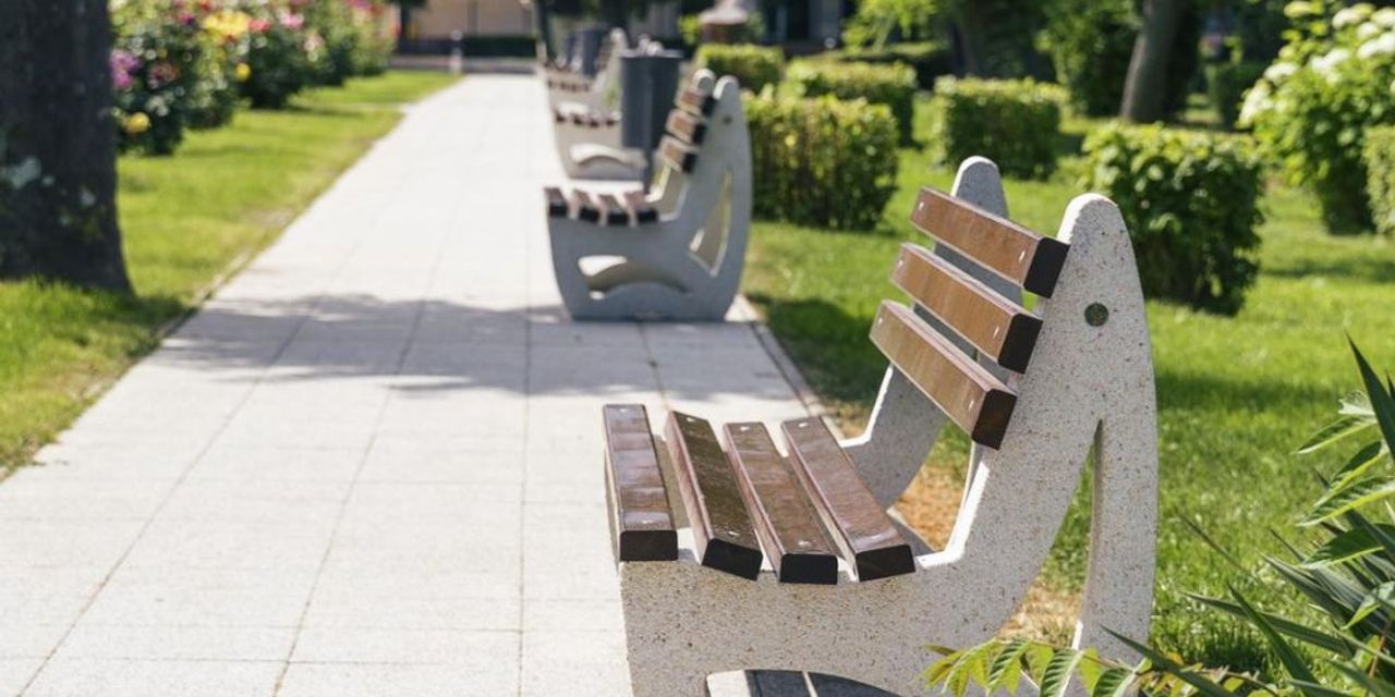 Mobilier urban din lemn, beton sau metal Waterboyz Mobilier urban din lemn, beton sau metal Waterboyz
