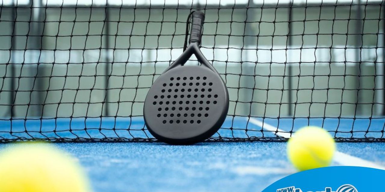 Teren padel waterboyz romania 1 Teren padel waterboyz romania 1