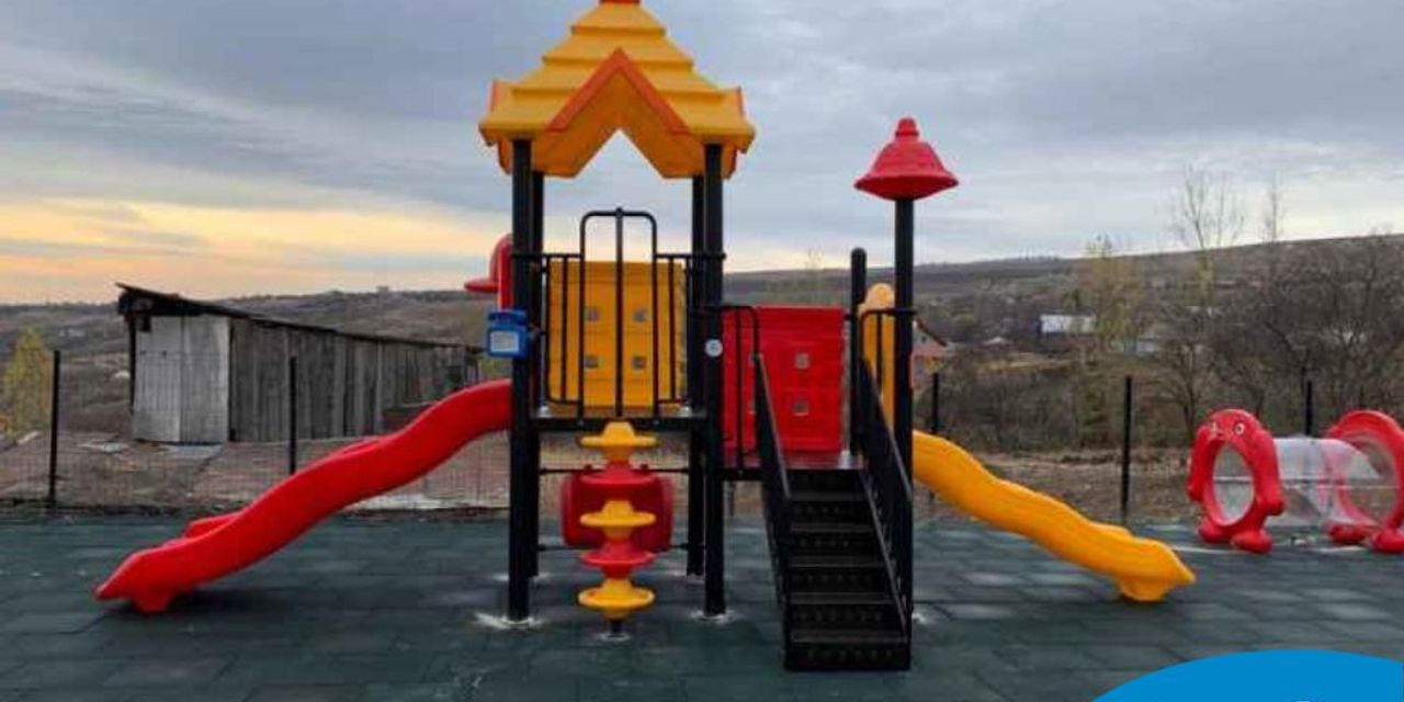 Designing outdoor playground, Deleni Designing outdoor playground, Deleni