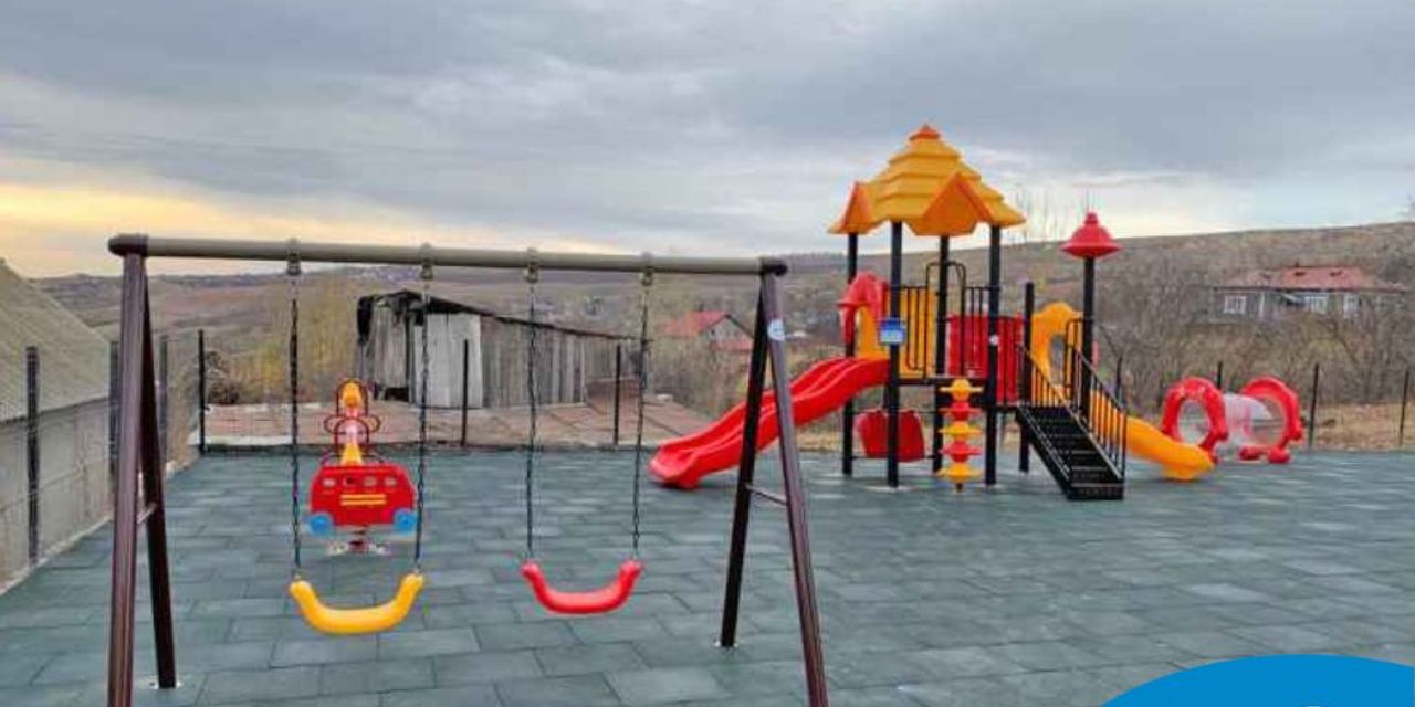 Designing outdoor playground, Deleni Designing outdoor playground, Deleni