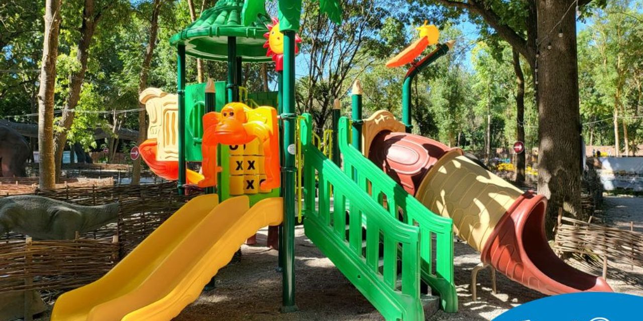 Designing outdoor playground Jurasica Adventure Theme Park, Neptun Designing outdoor playground Jurasica Adventure Theme Park, Neptun