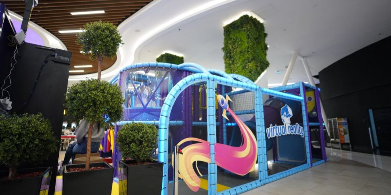 Amenajare loc de joaca Braila Mall Amenajare loc de joaca Braila Mall