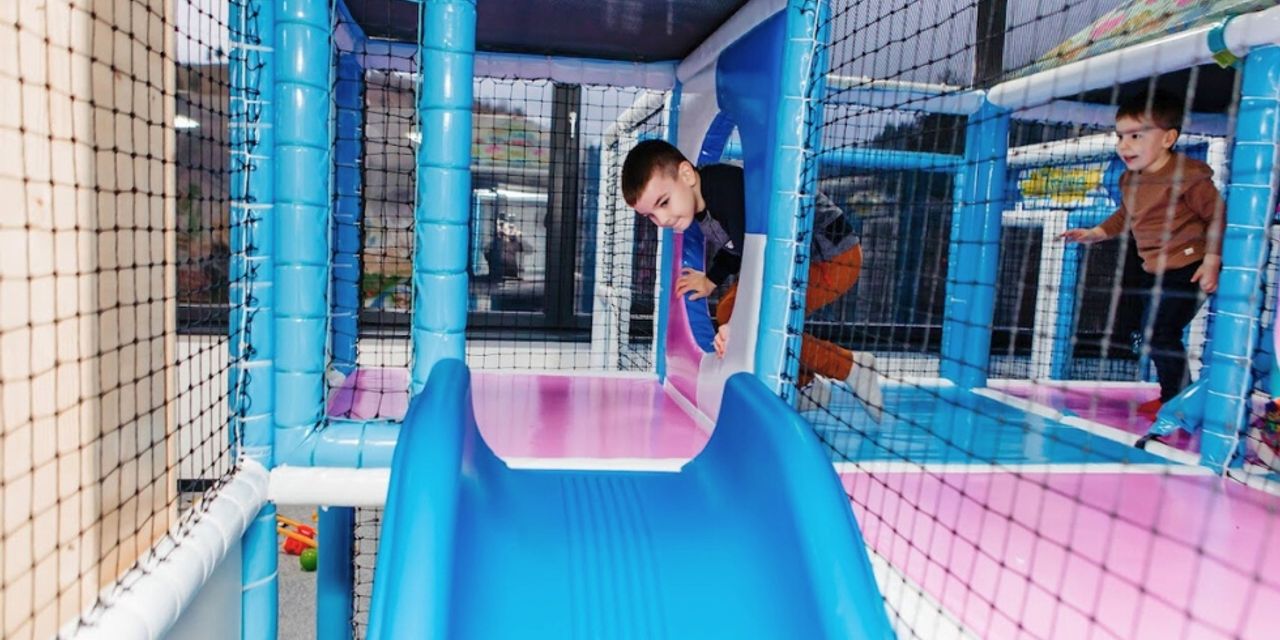 Amenajare loc de joaca de interior Happy Kids Play, Bistrita | Waterboyz