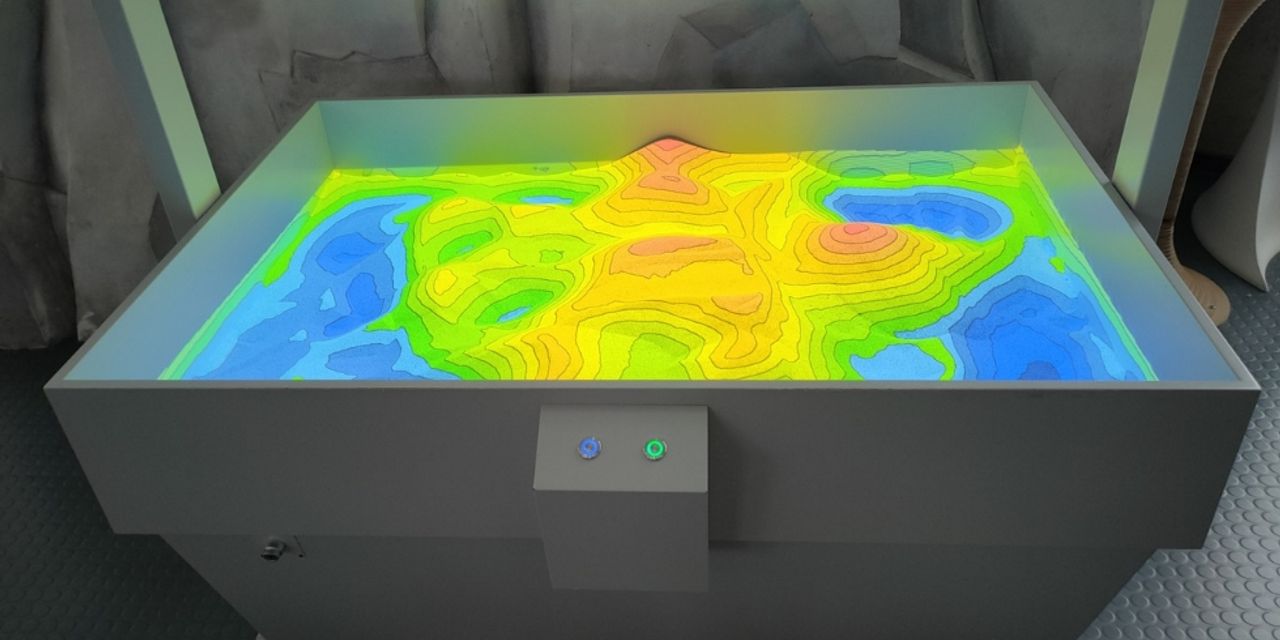 masa interactiva AR cu nisip Explorarium 1 masa interactiva AR cu nisip Explorarium 1
