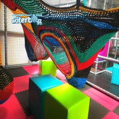 Loc de joaca crosetat Model 1, +3 ani, 500x300x350 cm