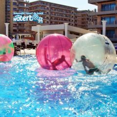 8m x 0.8mm Red TPU inflatable balls