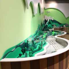 Masa interactiva cu apa River