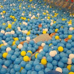 Bile de plastic 8 cm