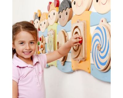 Panouri interactive de perete