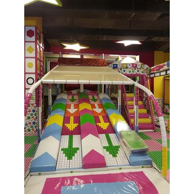 Tobogan cu role Conveyor Slide pentru locuri de joacă de interior, 3-12 ani