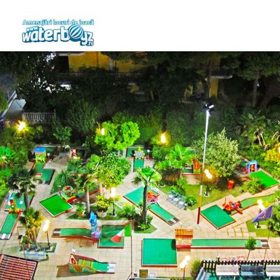 Amenajare teren minigolf 12 holes