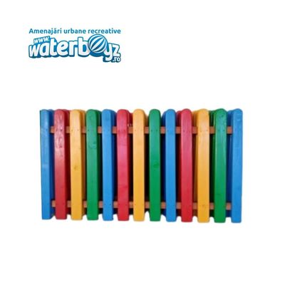 Gard colorat loc de joaca