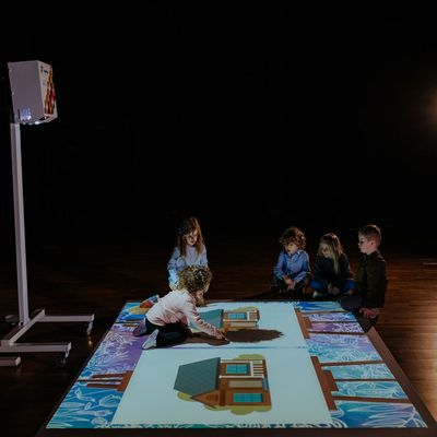 Sistem de podea interactiva pentru copii Fun Floor EDU, 3+ ani
