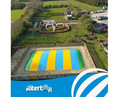 Perna gonflabil profesionala pentru sarituri Jumping Pillow