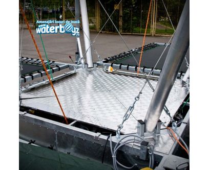 Trambulina Bungee Jumping cu 4 locuri si remorca, greutate maxima 998kg