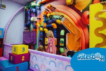 Amenajarea locurilor de joacă de exterior și interior la DAF Kids, Timișoara