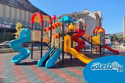 Amenajare loc de joacă de exterior Câmpeni, Alba-Iulia Amenajare loc de joacă de exterior Câmpeni, Alba-Iulia