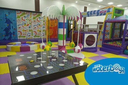 Amenajarea unui loc de joacă de interior pentru copii: tot ce trebuie să știi