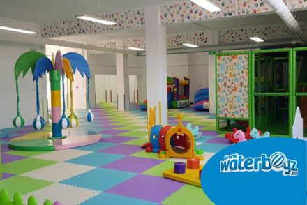 Evenimente corporate: cum le organizezi pentru angajații care au copii