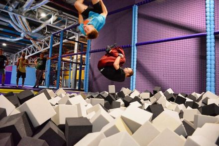 The largest trampoline park in Romania by Waterboyz: High Jump in Brasov City The largest trampoline park in Romania by Waterboyz: High Jump in Brasov City