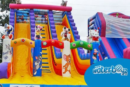  Hey Play Sibiu – loc de joacă gonflabil amenajat de Waterboyz România