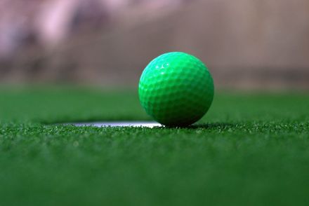 Cât costă și cât se amortizează un mini golf comercial în România în 2026