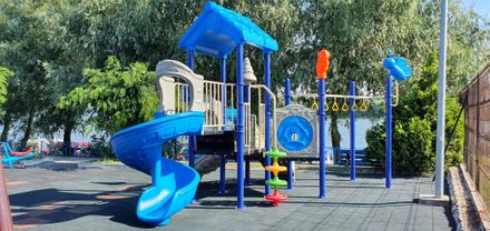 Amenajare complex de joacă de exterior Primăria Mahmudia, Tulcea Amenajare complex de joacă de exterior Primăria Mahmudia, Tulcea