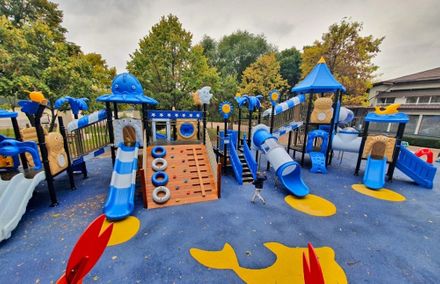 Amenajare complex de joaca exterior Primaria Calarasi, Parcul Queen