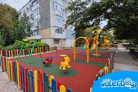 Waterboyz România a amenajat două locuri de joacă de exterior pentru Primăria Călărași Waterboyz România a amenajat două locuri de joacă de exterior pentru Primăria Călărași