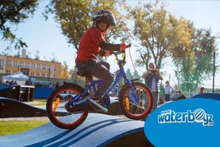 Cum amenajezi un skatepark: de la rampe la pumptraks Cum amenajezi un skatepark: de la rampe la pumptraks