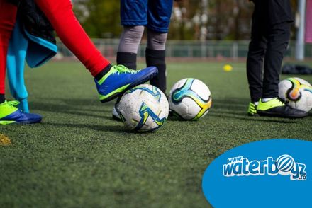 Top accesorii esențiale pentru un teren de minifotbal modern