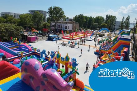 De ce să investești într-un tobogan gonflabil pentru locul de joacă? De ce să investești într-un tobogan gonflabil pentru locul de joacă?