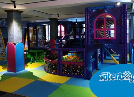 Amenajare loc de joacă de interior la restaurant Foarte Tare - Constanta