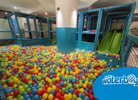 Locul de Joacă de la Hotel Club Bucovina – O destinație magică pentru copii, creată de Waterboyz
