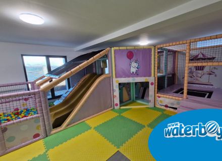 Amenajare loc de joacă pentru copii în Constanța - distracție și siguranță!