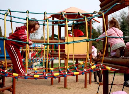  Deschiderea unei firme din domeniul locurilor de joacă