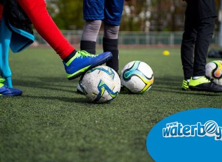 Top accesorii esențiale pentru un teren de minifotbal modern