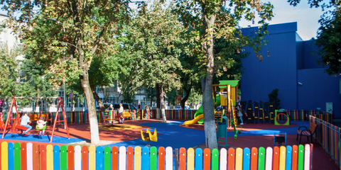 Amenajare complex de joaca exterior Primaria Zalau, Salaj Amenajare complex de joaca exterior Primaria Zalau, Salaj