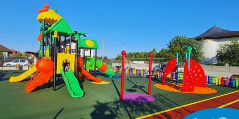 Arranging playground for outdoor Poppy's Playground Micesti, Alba Iulia Arranging playground for outdoor Poppy's Playground Micesti, Alba Iulia