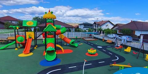 Arranging playground for outdoor Poppy's Playground Micesti, Alba Iulia Arranging playground for outdoor Poppy's Playground Micesti, Alba Iulia