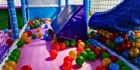 Amenajare loc de joaca de interior Happy Kids Play, Bistrita | Waterboyz Amenajare loc de joaca de interior Happy Kids Play, Bistrita | Waterboyz