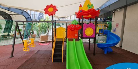 Amenajare complex de joaca exterior si interior DAF Kids Timisoara Amenajare complex de joaca exterior si interior DAF Kids Timisoara