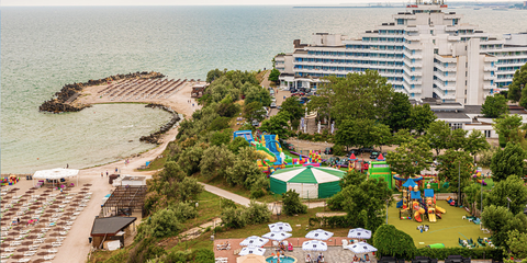 Amenajare complex de joaca exterior Hotel Capitol, Jupiter Mangalia Amenajare complex de joaca exterior Hotel Capitol, Jupiter Mangalia