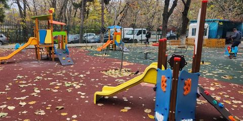Transformarea Grădiniței 241 din București cu echipamentele Waterboyz Transformarea Grădiniței 241 din București cu echipamentele Waterboyz