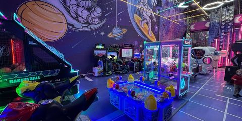 loc de joaca iasi jumpy trambuline waterboyz 4