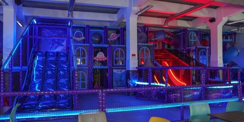 Craiova are primul loc de joaca cu LED din țară: un proiect Waterboyz Craiova are primul loc de joaca cu LED din țară: un proiect Waterboyz