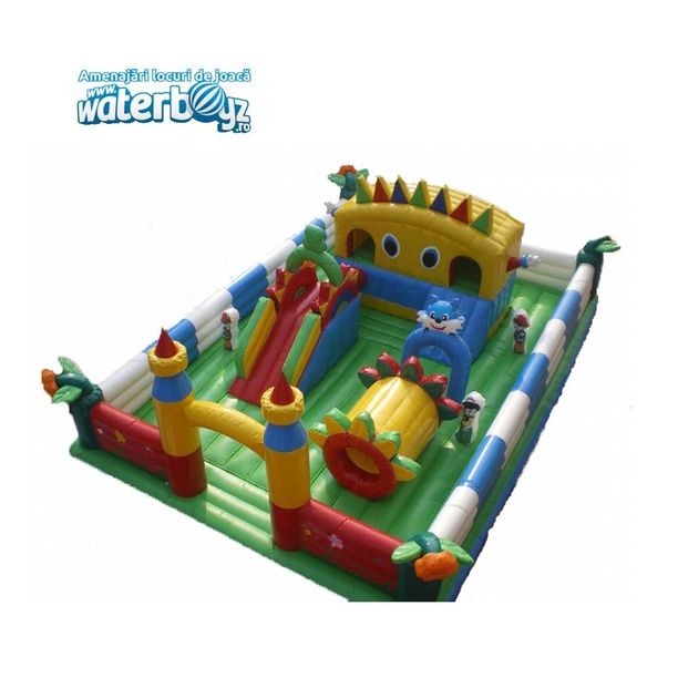 Loc de joaca gonflabil profesional Model 3 12x7x5m